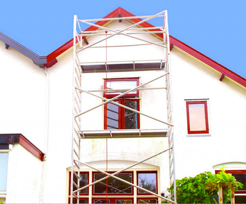 Ravalement façade - PROBOGEY Rénovation 972 artisan peintre en Martinique : nettoyage et application d’un anti-mousse curatif et préventif. imperméabilisant hydrofuge ravalement peinture façade